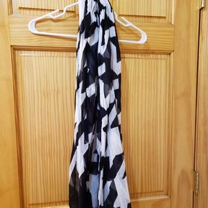 Black and White Scarf